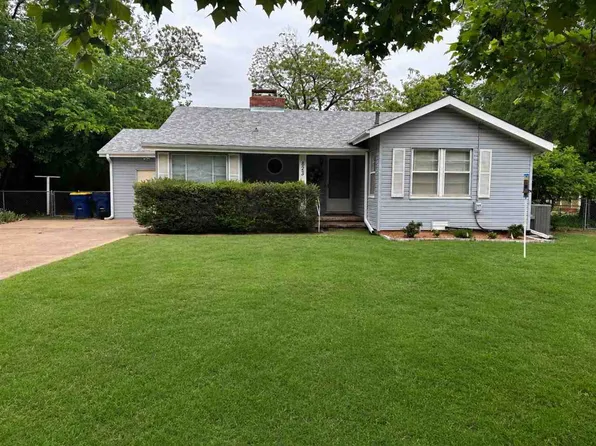823 S Blakeley St, Stillwater, OK 74074