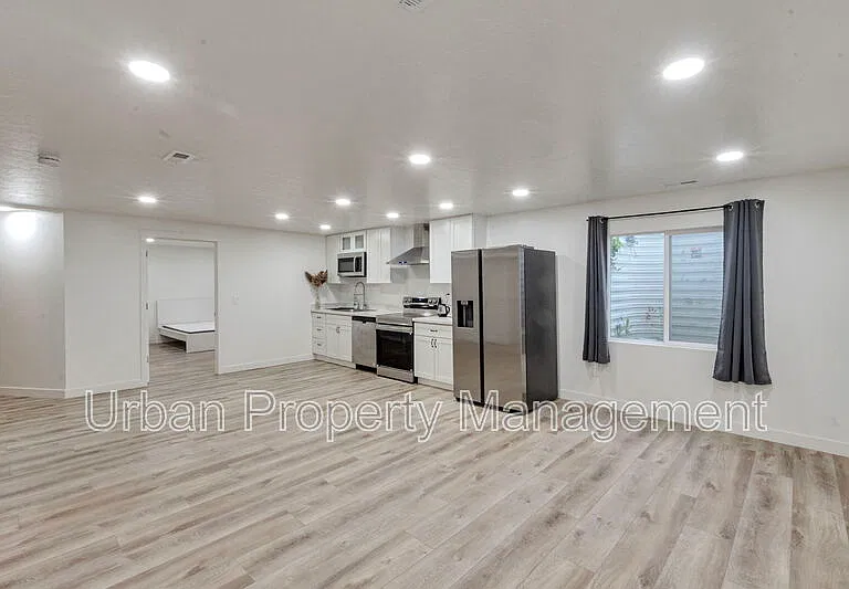 3761 W 620 N — Photo 21