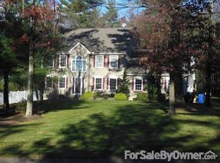 33 Crystal Ridge Dr, Ellington, CT 06029