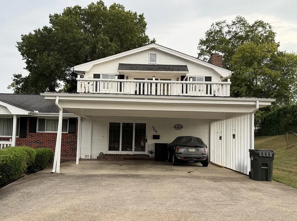1 bed, 1200 sqft, $1,200 — Photo 4