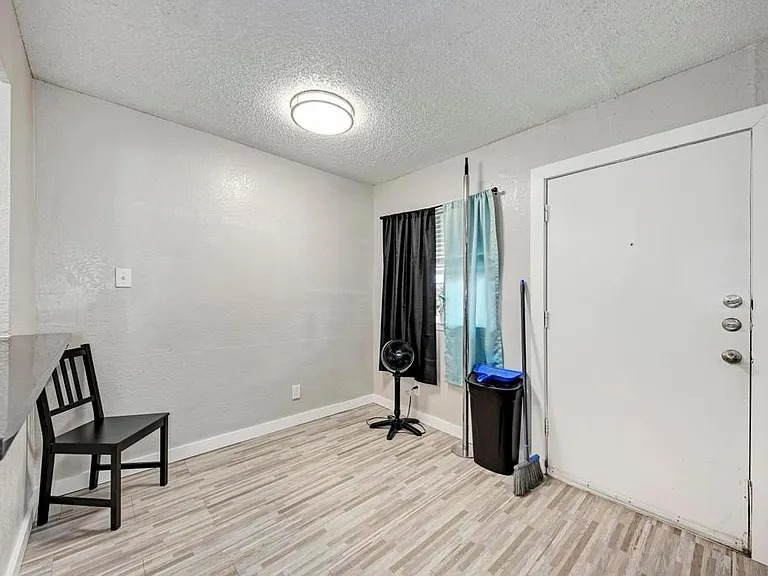 2401 Manor Rd #228 — Photo 12