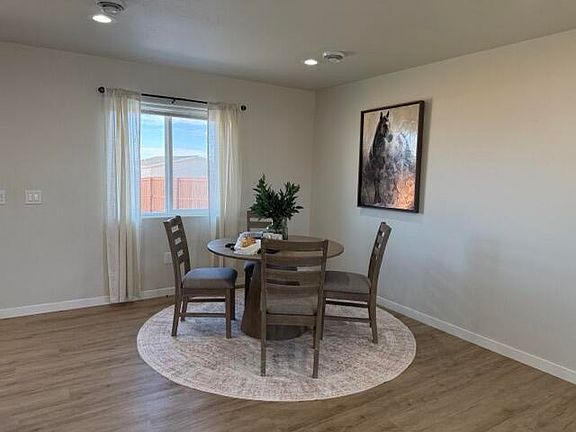 3rd image of 1165 Covey Run Rd