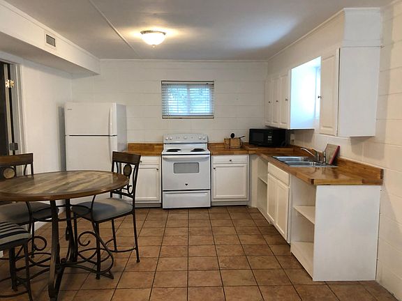 3rd image of 1405 Bienville Blvd APT 1