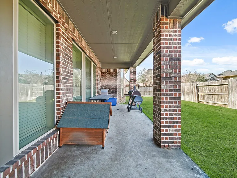 2523 Crossvine Dr — Photo 27