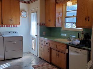 10334 Helendale Ave, Tujunga, CA 91042