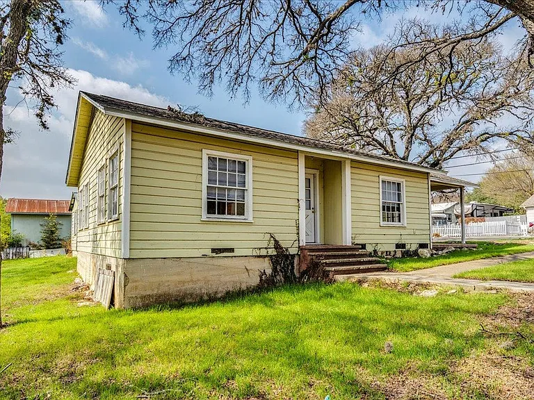 1119 N Lbj Dr — Photo 5