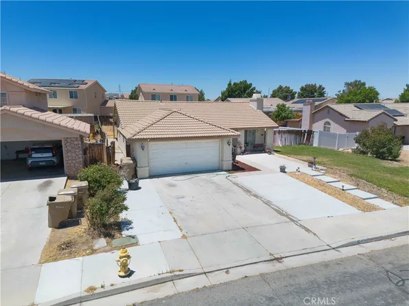 8544 Dove Creek Trl, Hesperia, CA 92344