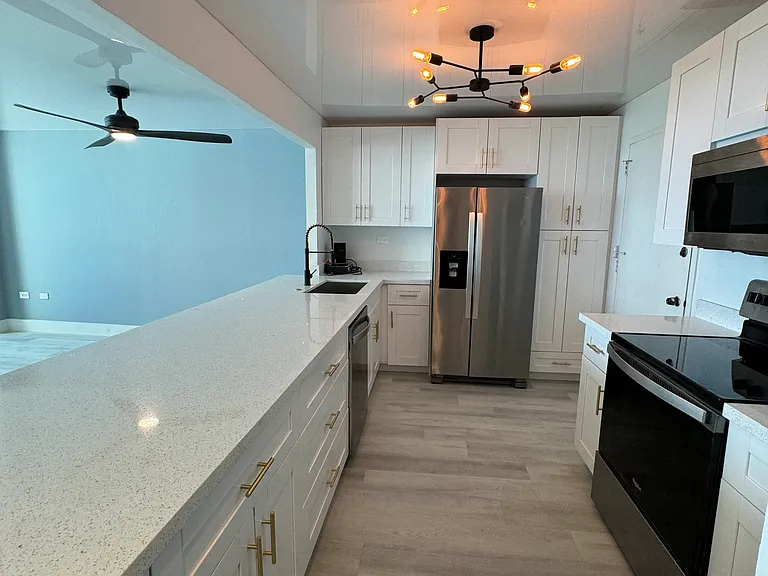 7135 Collins Ave #1024 — Photo 3
