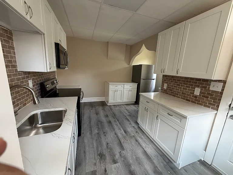 1210 Lorain Ave — Photo 13