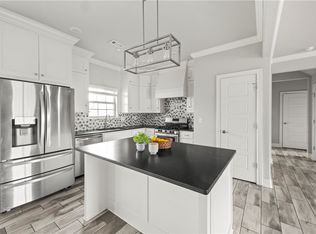 203 Vicks Cir, Centerton, AR 72719