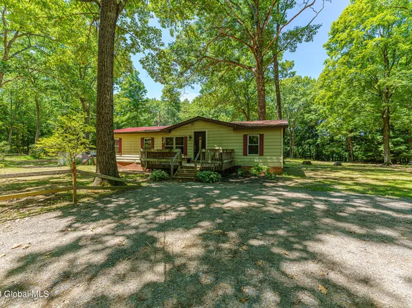 25 Lady Slipper Lane, Porter Corners, NY 12859