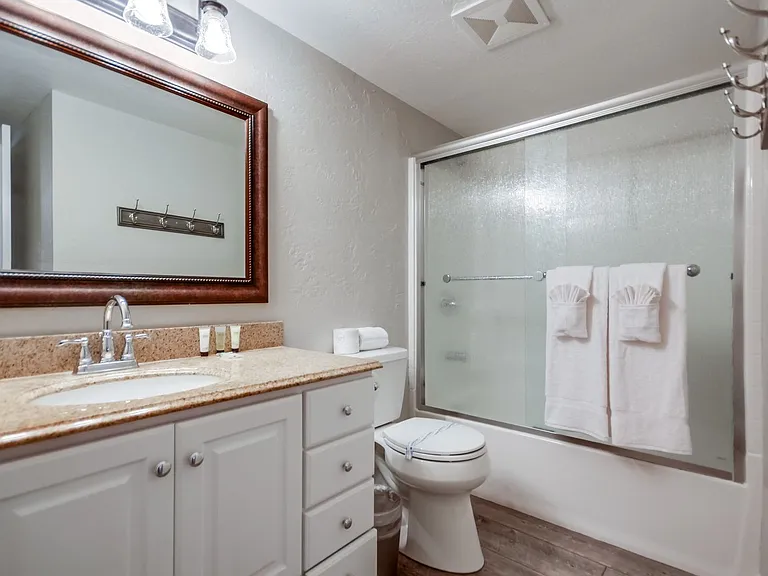 824 Island Ct #1 — Photo 44