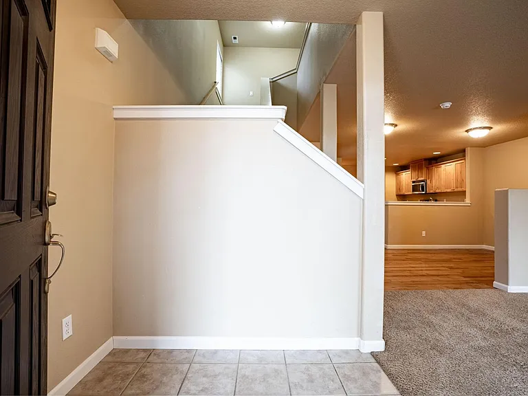 20487 Brentwood Ave — Photo 4