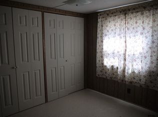 1694 Prayer Mission Rd, Windsor, PA 17366