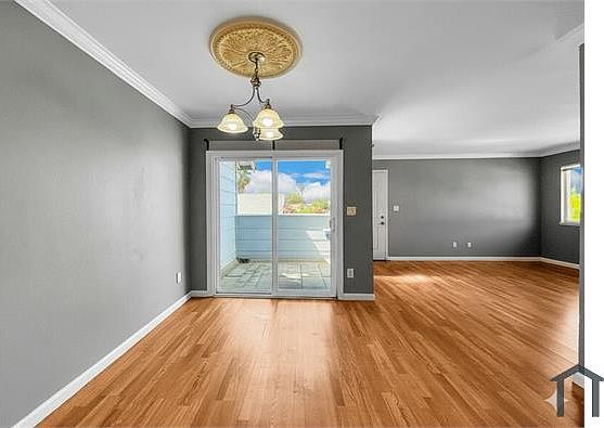 4th image of 547 Groth Pl