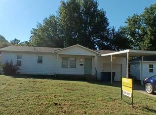 1024 Holly Dr, Midwest City, OK 73110