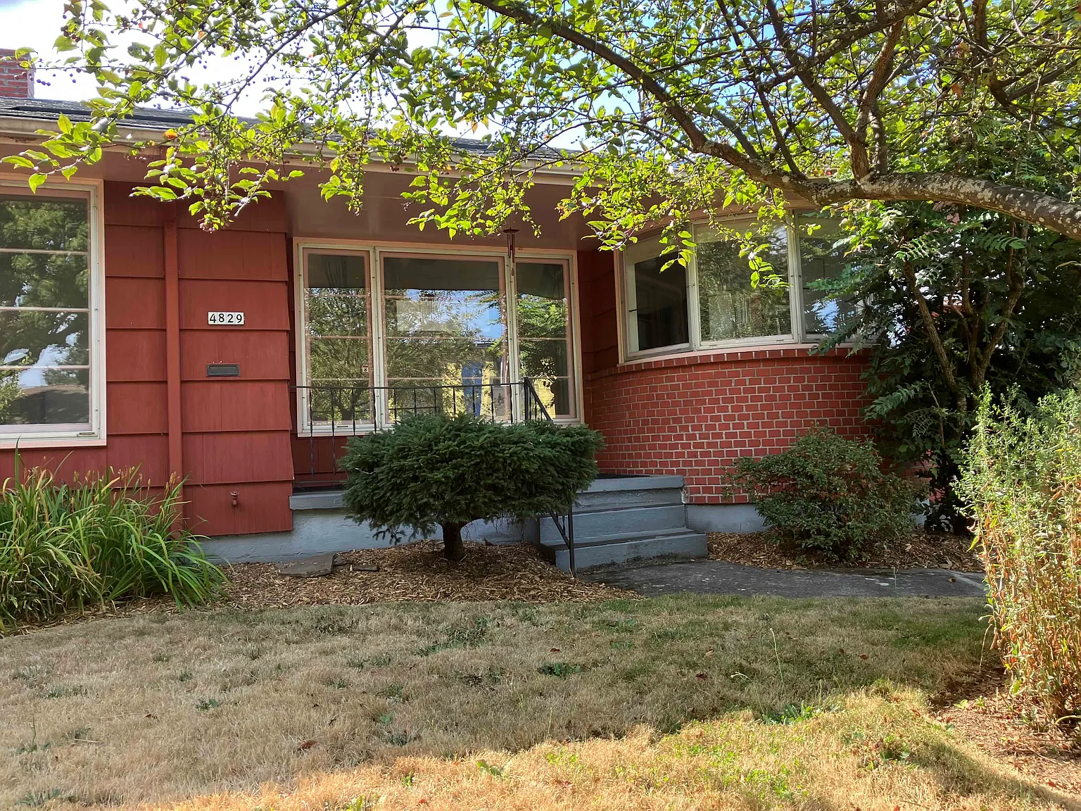 2 bed, 1.5 bath, 1060 sqft, $2,425 — Photo 1