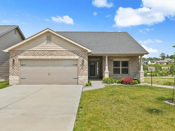 8067 Villa Valley Ln, Caseyville, IL 62232