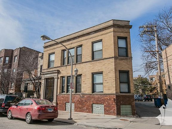 4th image of 717 W Oakdale Ave #2
