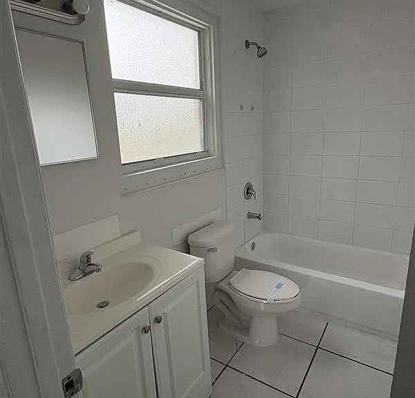 13262 NW 30th Ave #8 — Photo 12