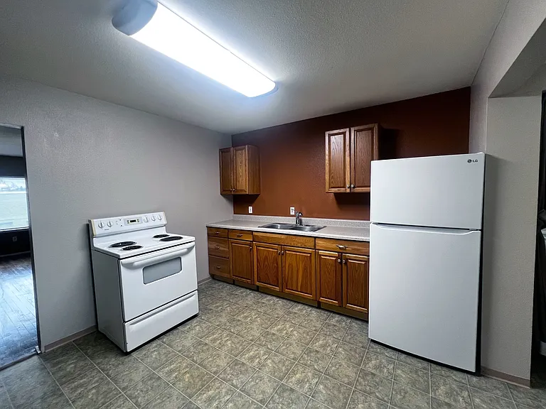 404 Pacific Ave S #A — Photo 2