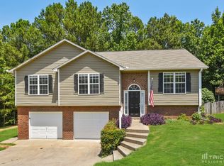 67 Greatwood Dr, White, GA 30184