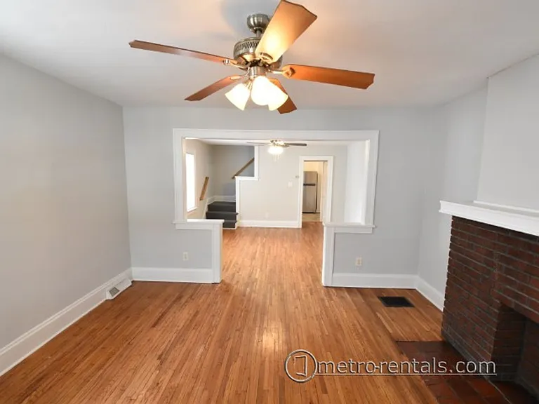 333-335 E Duncan St — Photo 3