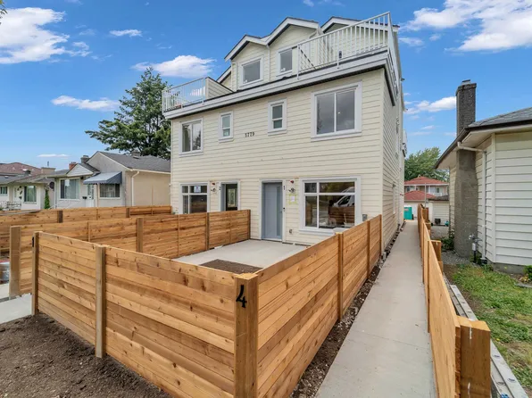 5779 Clarendon St #4, Vancouver, BC V5R 3K4
