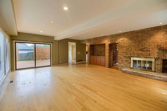 5th image of 8525 N Greenwood Ave