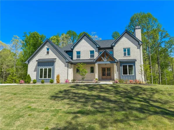 1136 Lexington Ridge Rd, Hoschton, GA 30548