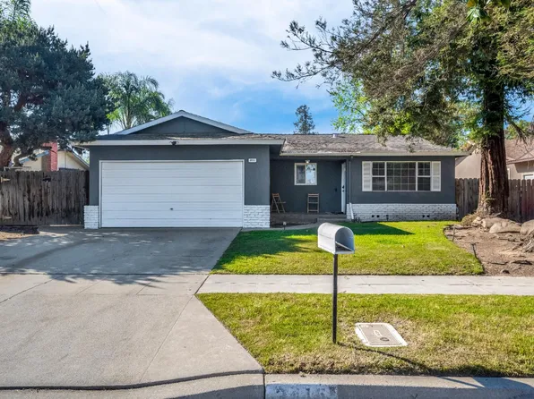 3415 W Oswego Ave, Fresno, CA 93711