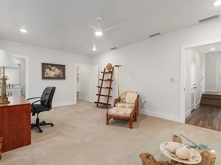 2601 SW Williston Rd #106 — Photo 65
