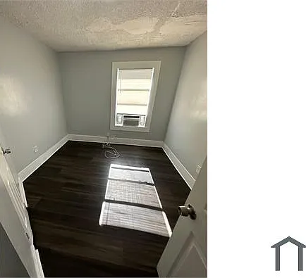 2115 Woodside St — Photo 16