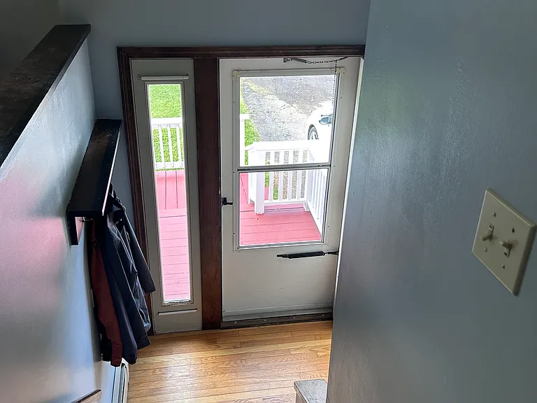 294 Hedgerow Dr — Photo 10