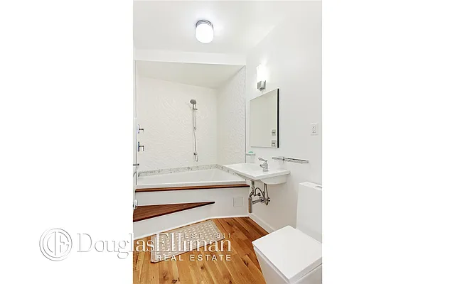 Rented by Douglas Elliman | media 30