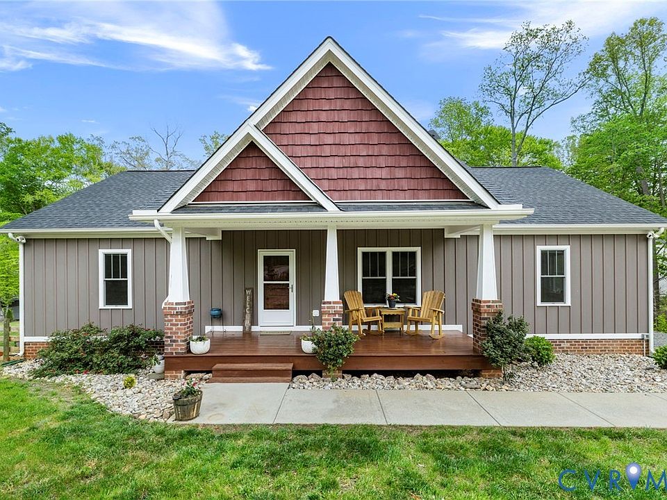 1st image of 240 Goldenberry Ln