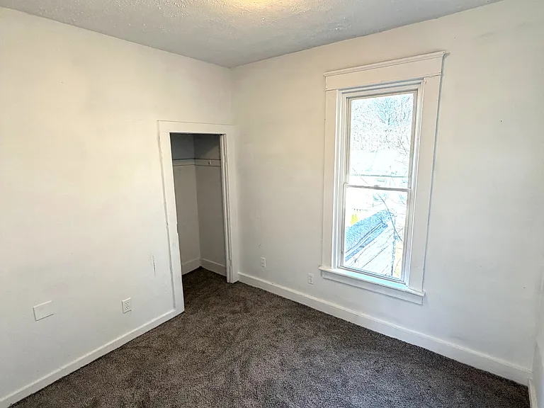 729 W 4th St #729 — Photo 6