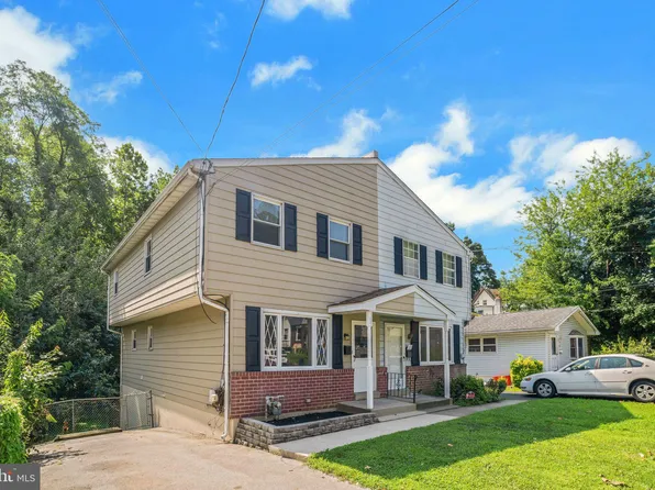 105 S Glen Ave, Glenolden, PA 19036