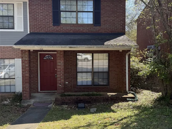 196 Lakeview Dr, Daleville, AL 36322