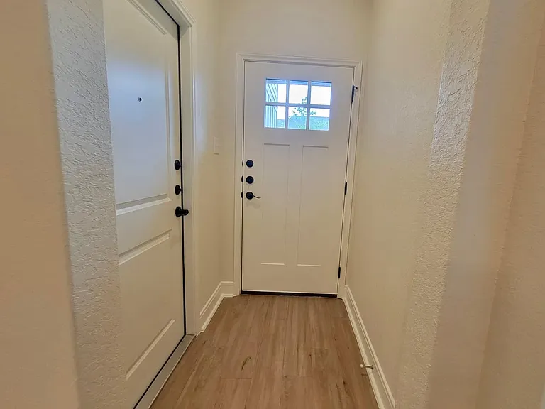 2318 Tulipwood Cv #101 — Photo 4