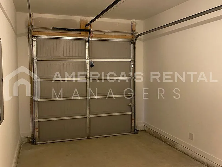 224 Creek Run Way — Photo 15