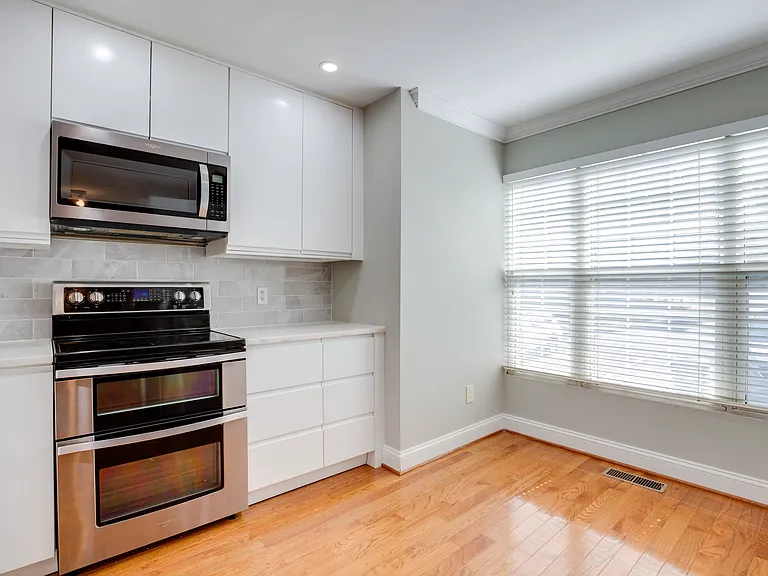 5610 Gosling Ct — Photo 9