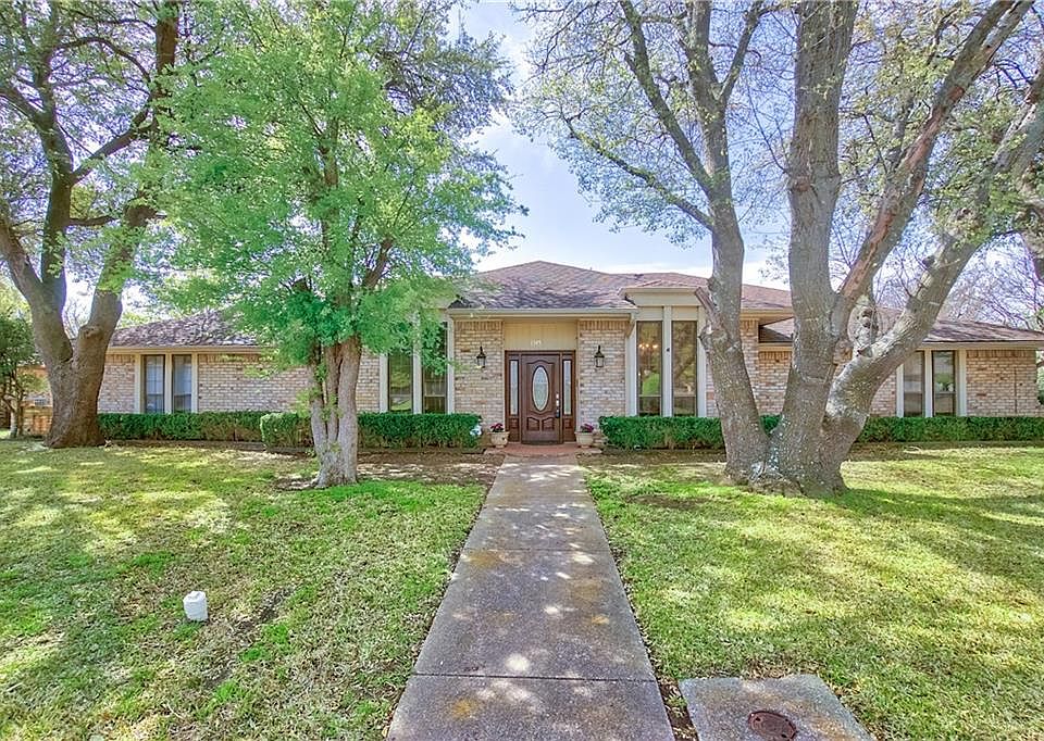 1st image of 1345 Windingbrook Dr
