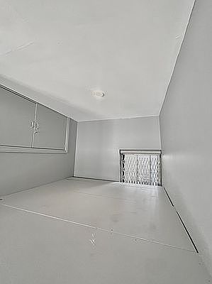 5th image of 338 E 15th St APT 7F