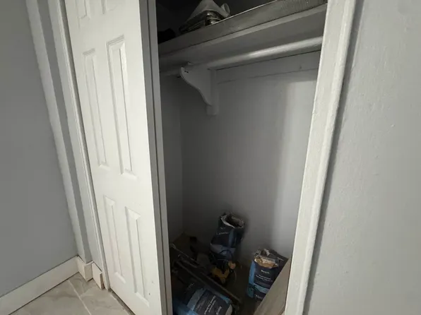 450 Rockaway Parkway image 8 of 10