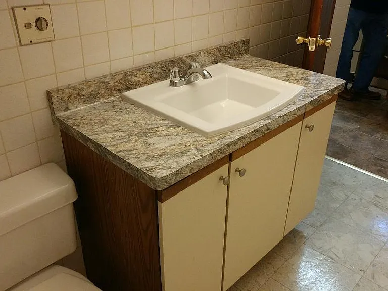 Full Bath 2
