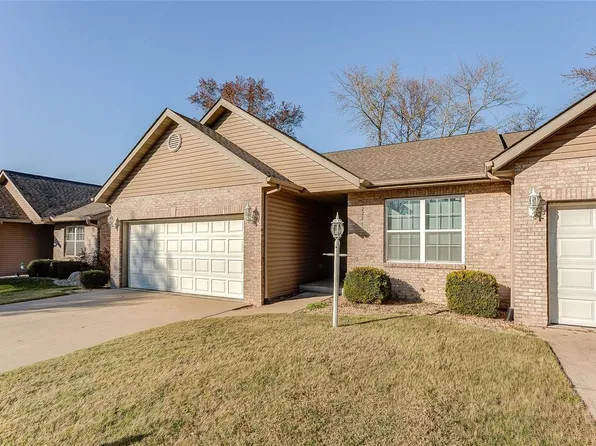 2221 Centreville Ave, Belleville, IL 62220