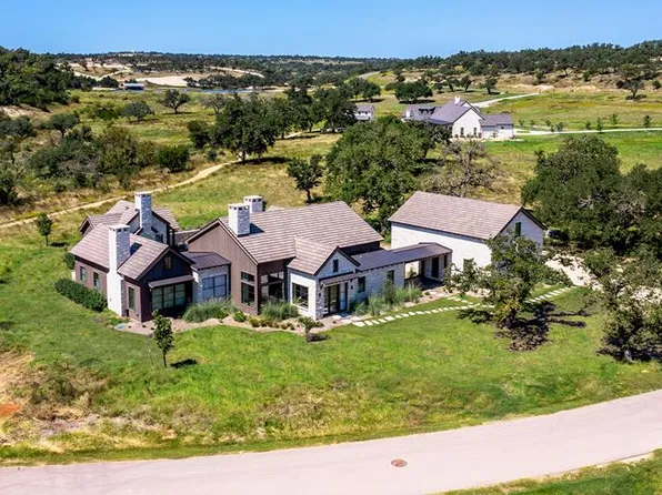 154 Presidio Ridge Dr, Fredericksburg, TX 78624