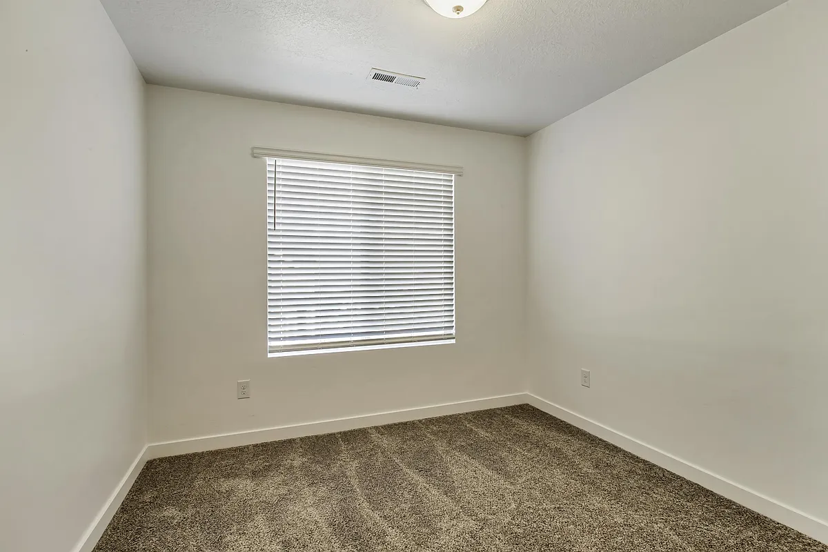 Building Photo - 869 S Brubaker Way