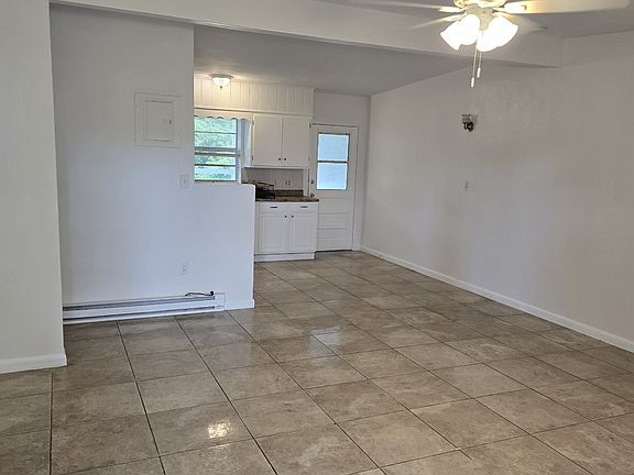 2nd image of 2326B Shenandoah Rd #2